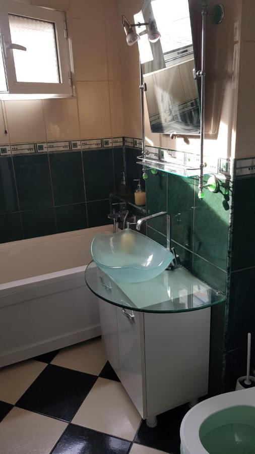 Apartament B Orizont Bacău Eksteriør billede