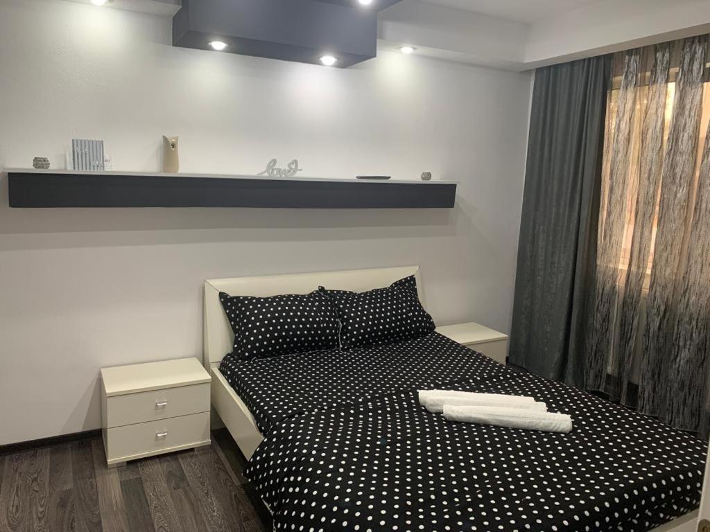 Apartament B Orizont Bacău Eksteriør billede